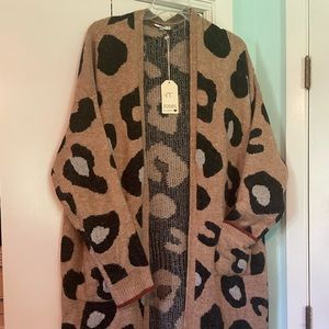 Leopard Oversized Knit Cardigan